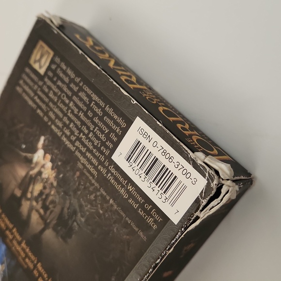 LORD OF THE RINGS: THE FELLOWSHIP OF THE RING VHS - Picture 7 of 8